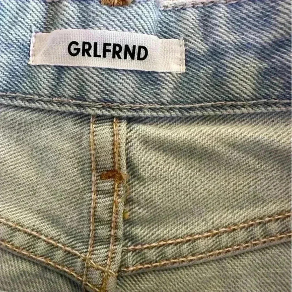 GRLFRND “Cindy” Distressed Jean Shorts In Love Buzz Wash Size 24 EUC! - Picture 8 of 10